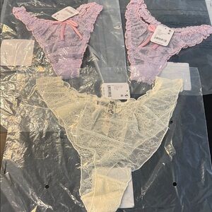 FREE PEOPLE Lace Panties Set - Pink and Cream SMALL